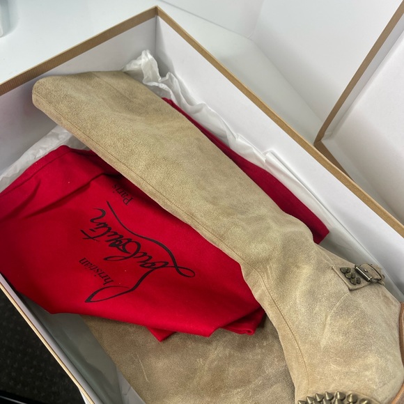 CHRISTIAN LOUBOUTIN Spiked Boots “Flat crosta” - Picture 8 of 13